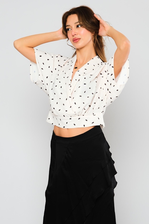 Airport Short Sleeve V Neck Casual Blouses