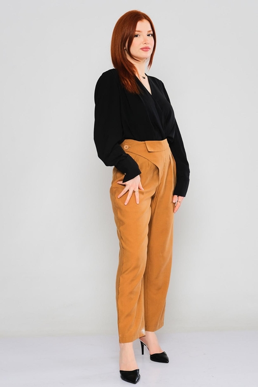 Show Up High Waist Casual Trousers Green Camel
